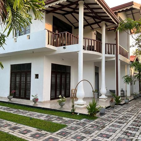 Ja-Elas French Touch B&B 외부 사진