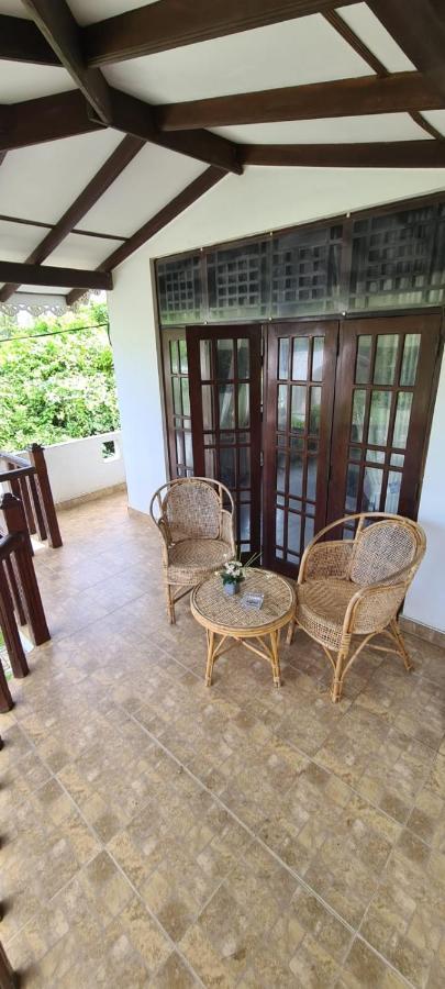Ja-Elas French Touch B&B 외부 사진